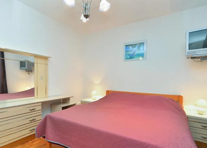 Apartman Danijel 1956 Póla