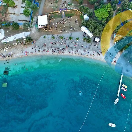 Apartamento Danijel 1956 *