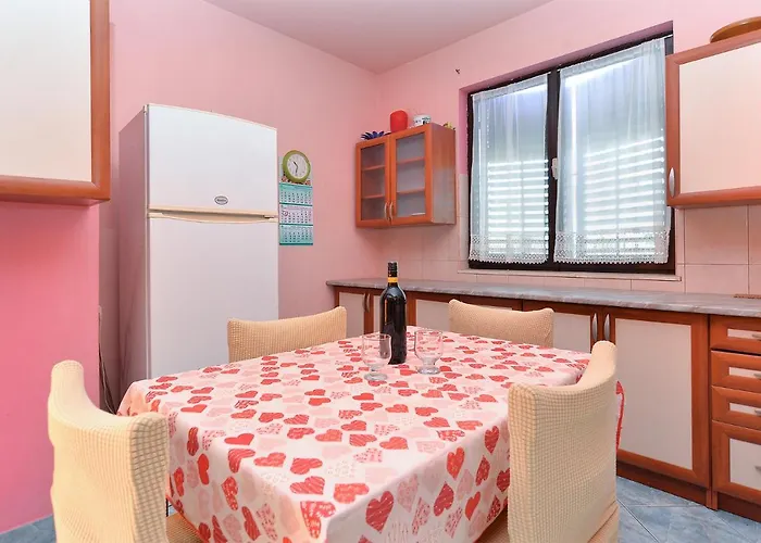 Danijel 1956 Apartmán *